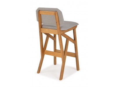 Cadeira alta de madeira com assento e encosto estofado cinza claro / Cadeira folha